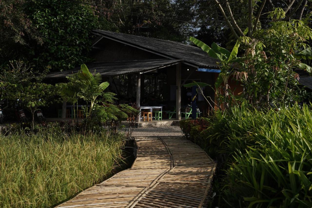 Art House At Chiangdao - Lake House Chiang Dao Exteriér fotografie